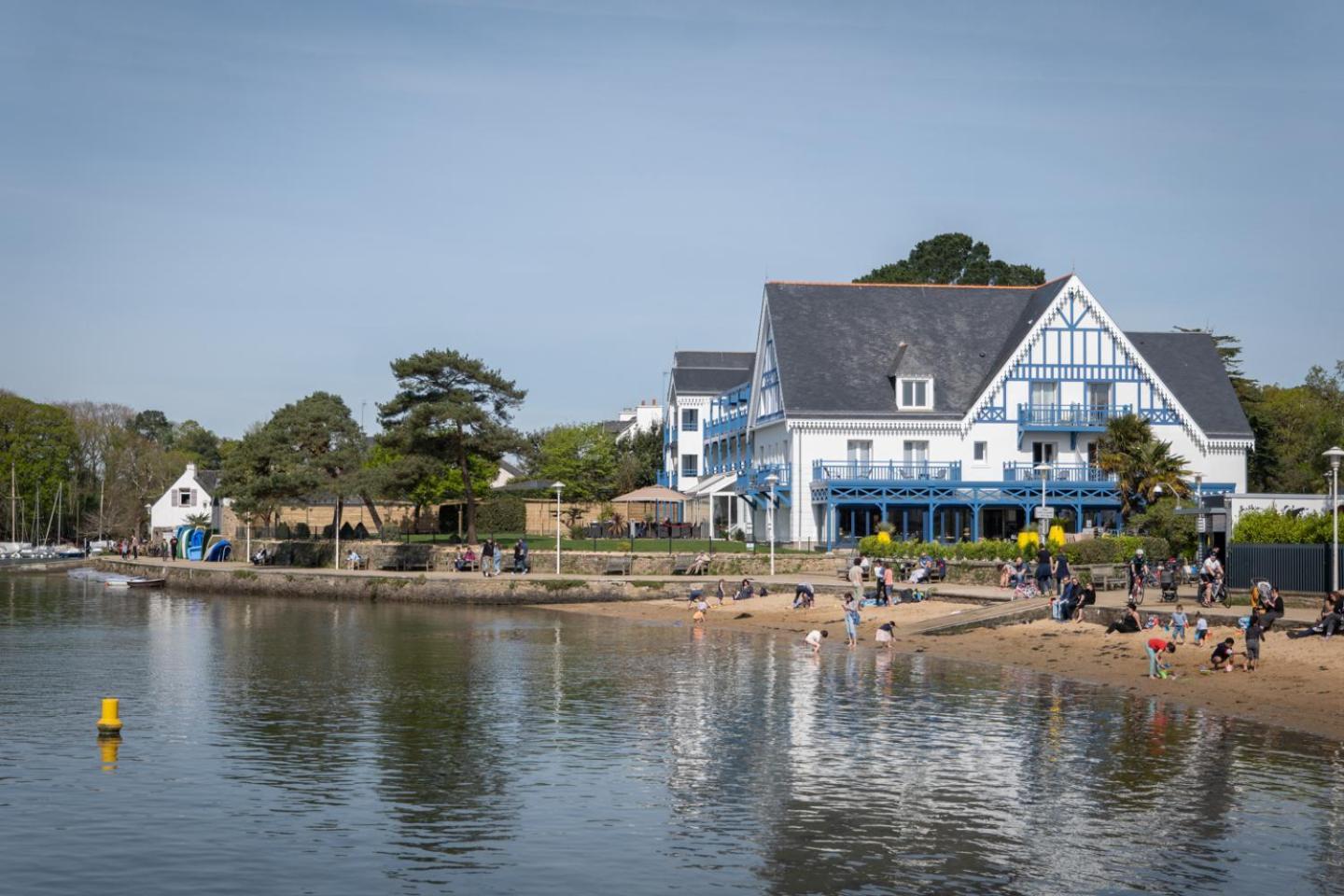 Отель Best Western Plus Le Roof Vannes Bord De Mer Экстерьер фото