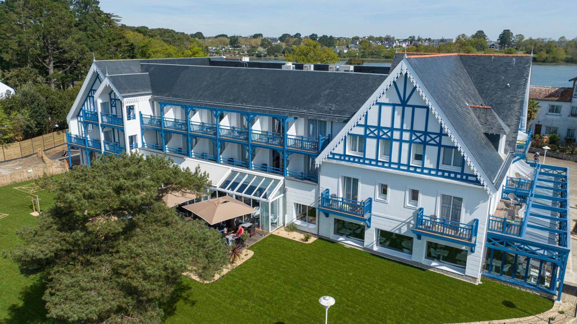 Отель Best Western Plus Le Roof Vannes Bord De Mer Экстерьер фото