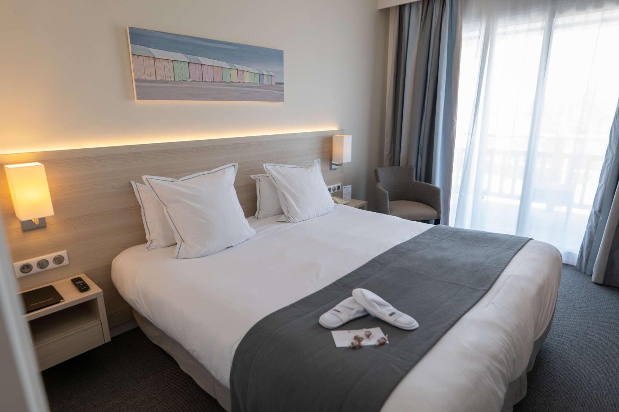 Отель Best Western Plus Le Roof Vannes Bord De Mer Экстерьер фото