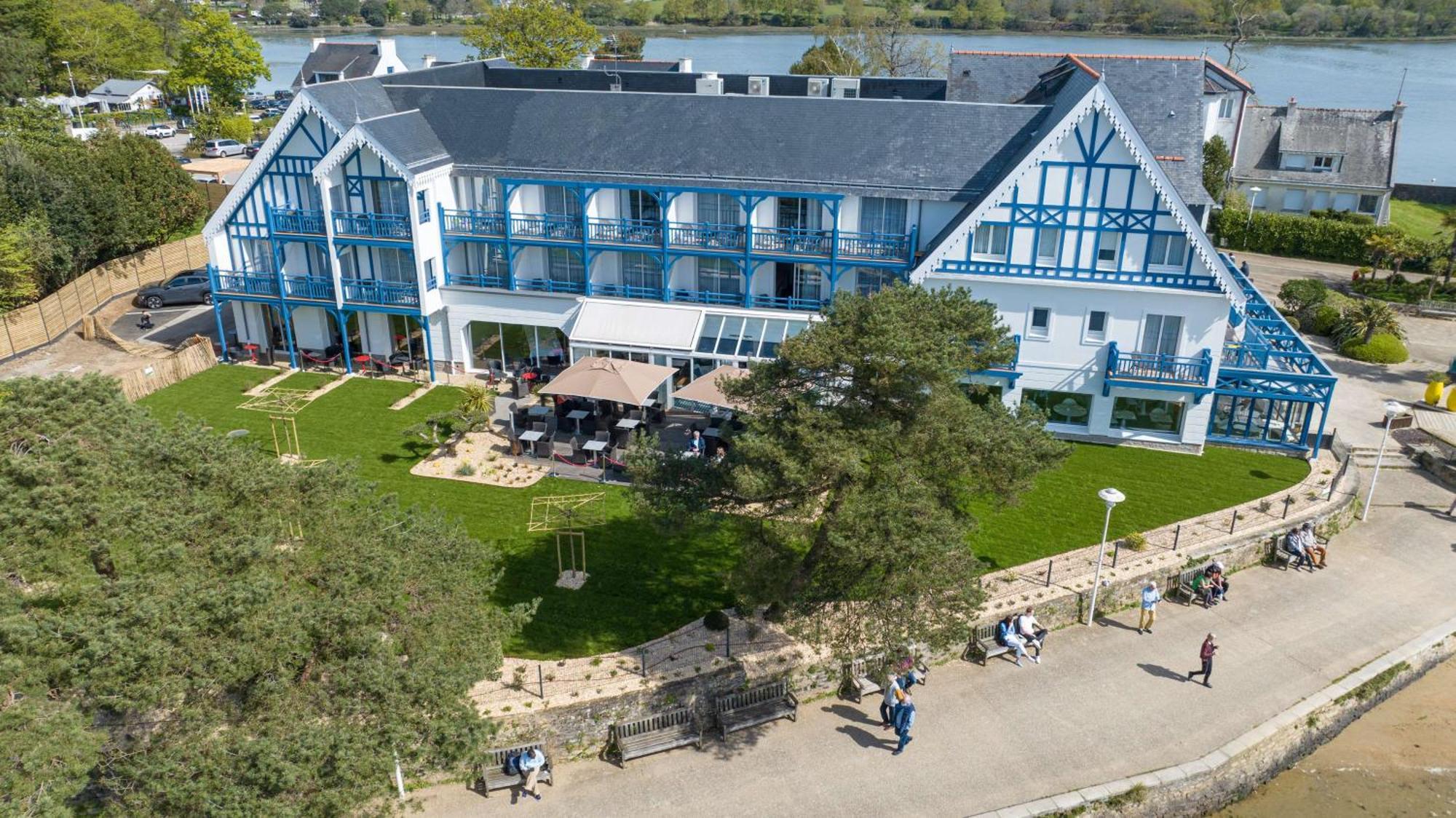 Отель Best Western Plus Le Roof Vannes Bord De Mer Экстерьер фото